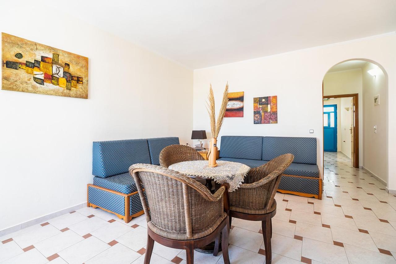 Livadia Beach Suite Екстериор снимка