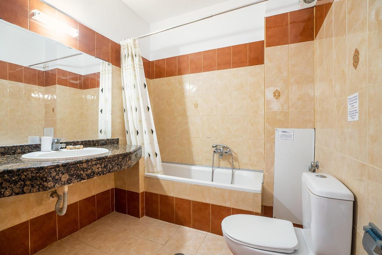 Livadia Beach Suite Екстериор снимка