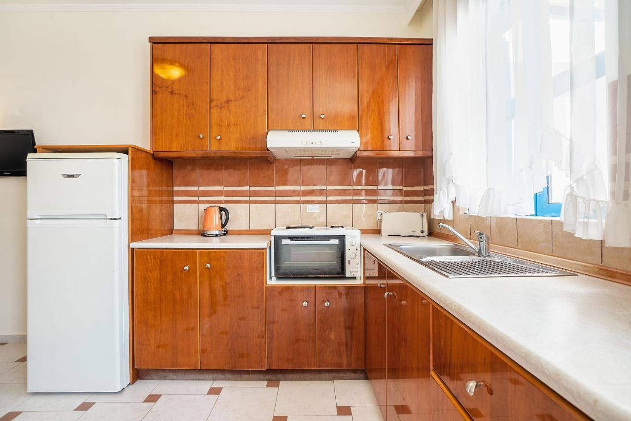 Livadia Beach Suite Екстериор снимка